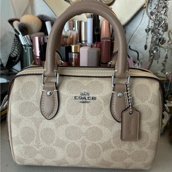 Coach Tan and Brown Signature Satchel MINI - Picture 2 of 15